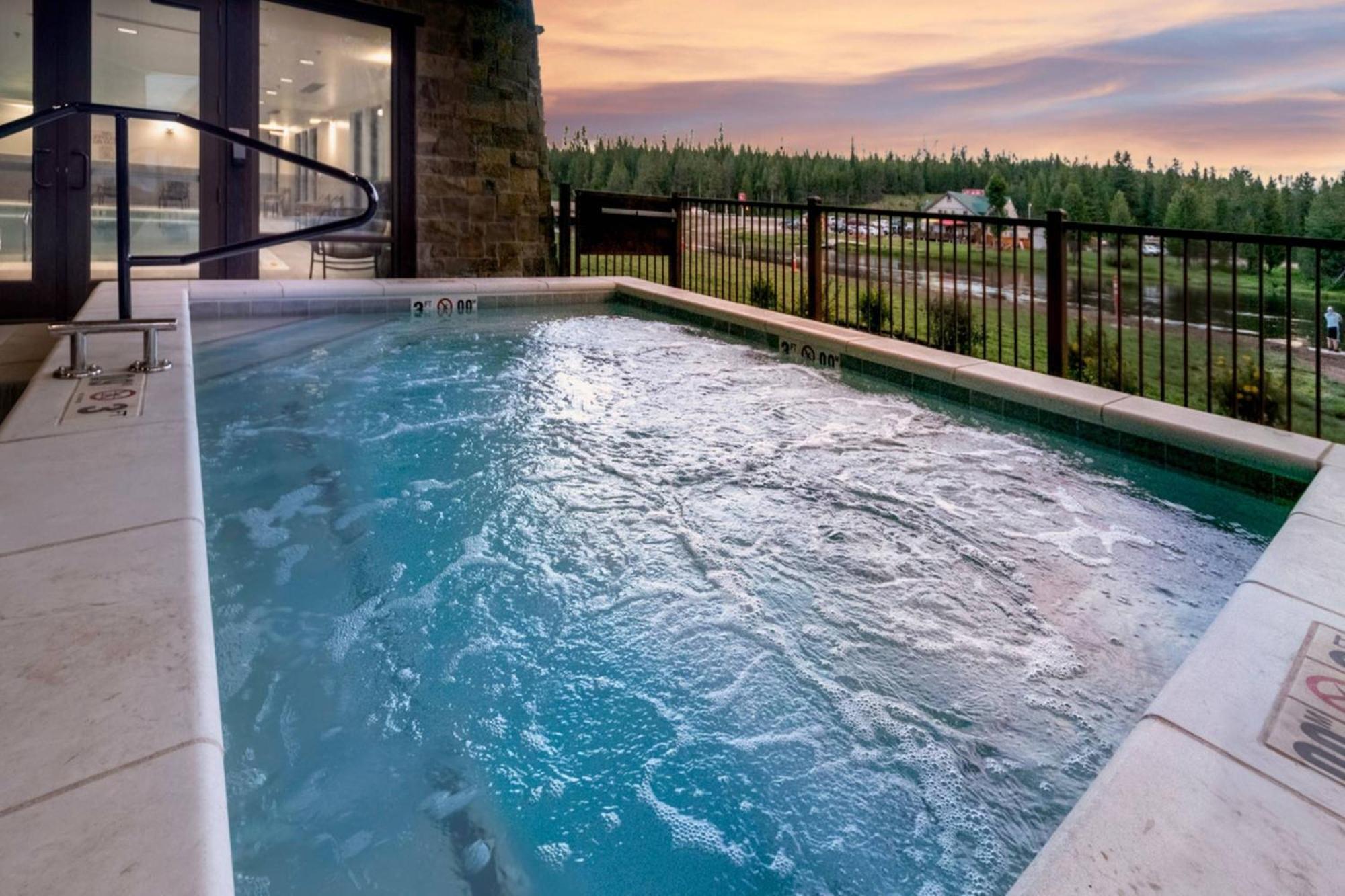 Springhill Suites Island Park Yellowstone Exteriör bild